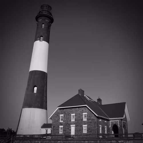 Item #178276052463417386109743430766684221135 Media