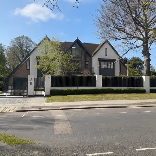 Alonshouse