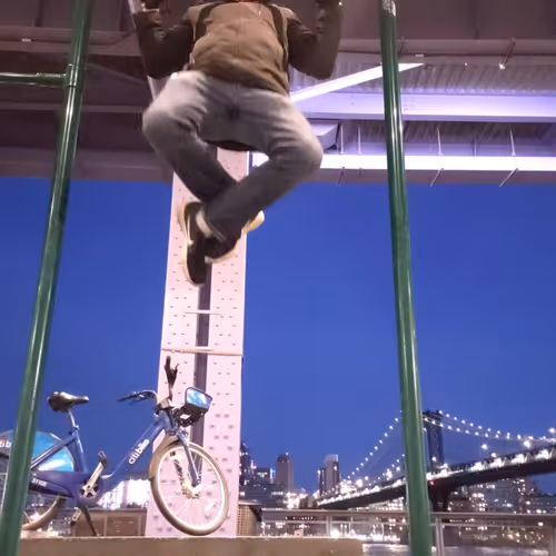 Traction sous le Pont de Manhattan