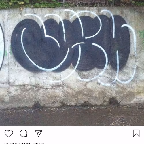 Lushsux #1429 - Graffiti