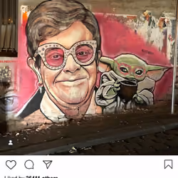Lushsux #3720 - Mural Elton John Baby Yoda