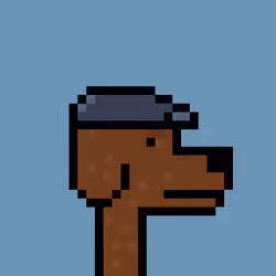 735