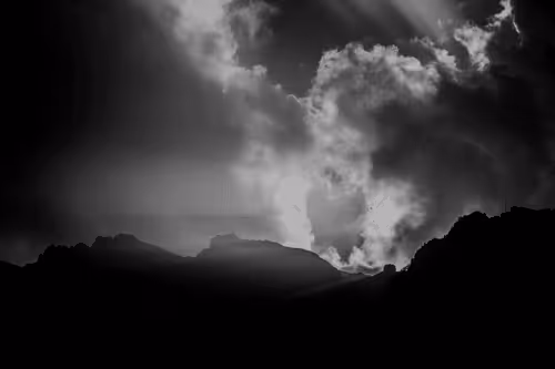 Item #18777940910832526226303977857919740677388512557610933360440146417966569750584 Media