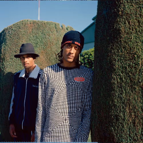 Item #340282366920938463463374607431768212269 Media