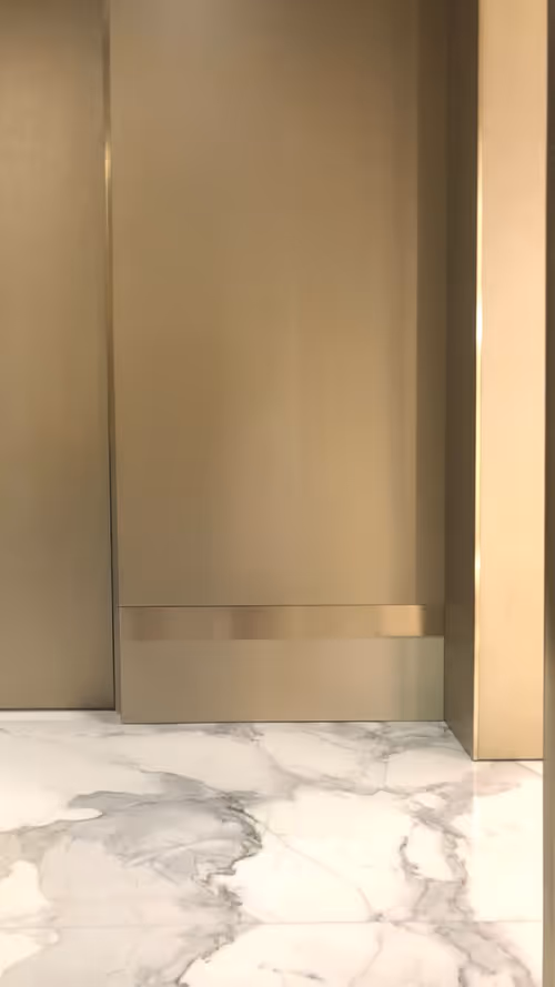 Item #68133196527112232794835997367314869505960984666033462681082934679485450444122 Media