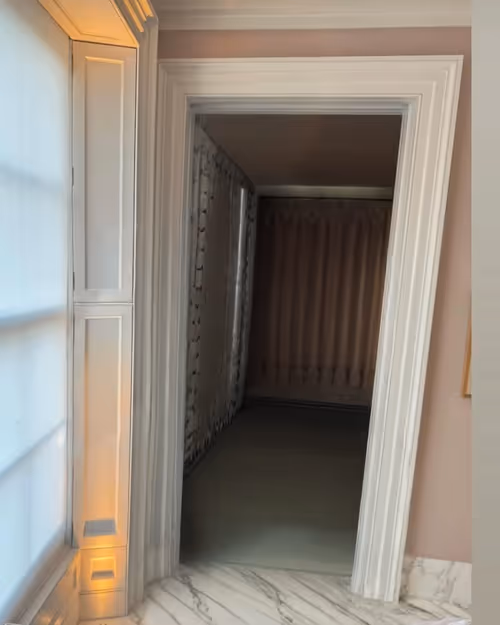 Item #68133196527112232794835997367314869505960984666033462681082934679485450444128 Media