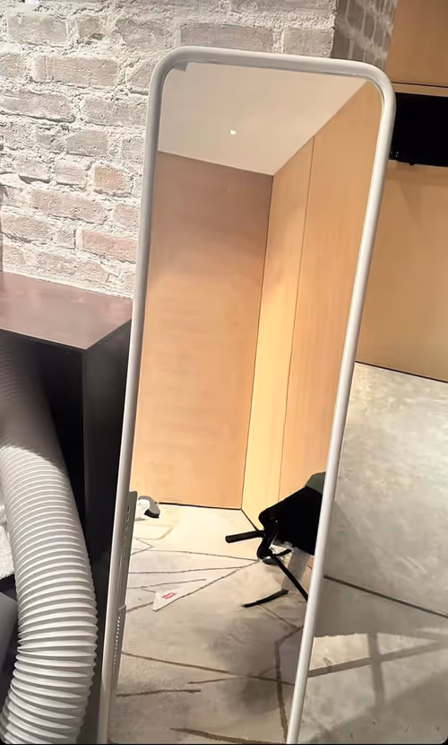 Item #68133196527112232794835997367314869505960984666033462681082934679485450444150 Media