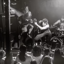Unearth