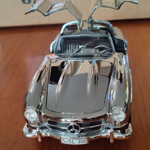 Qmist Diecast Models