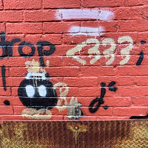 T4G 1T II TH3 $TR33TZ.