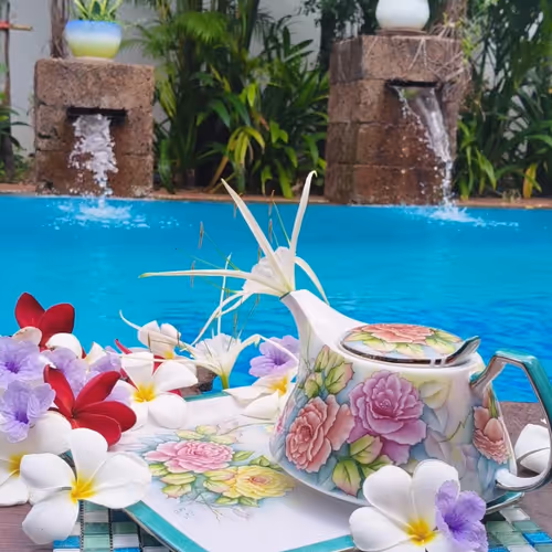 RiRi_LotusQueen Porcelain