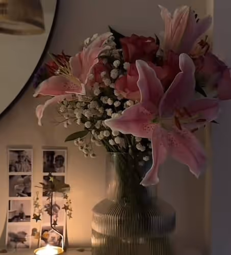 Artifactflowerseth
