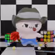 923