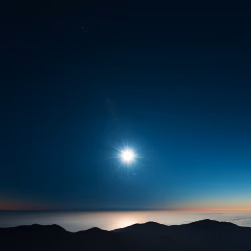 UMBRA (Solar Eclipse) - Reuben Wu