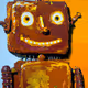 3943