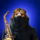 476