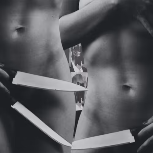 In The Dark - 9HPyD2eeCp