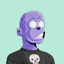 735