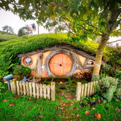 Another Perfect Little Hobbit Hole #0090