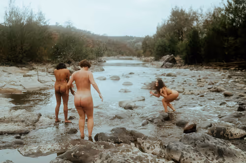 Item #61391337171317140422773218600803831211988989866451472612993262359277427752961 Media