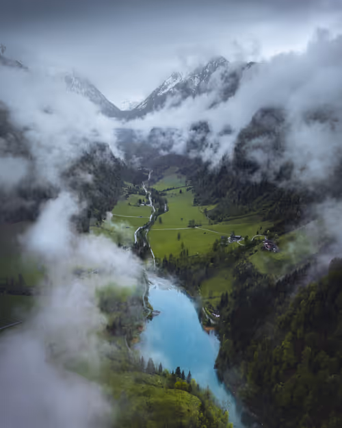 Item #59404681870809906448390957325299961742928436828892721220786848747329056407553 Media