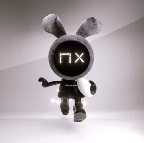 Item #9586835071016749450725500384660538335711728094319231977288260370985690071041 Media