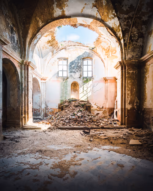 Item #76530839476106170704496844662137707381069191982251859691989714209700237541377 Media