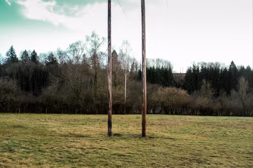 Item #88837150709499798352031986971363165703044907958800399059978422702932179812353 Media