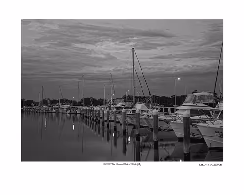 Item #24600310660482288606297797528155087939323639147399647196853483685320748695553 Media