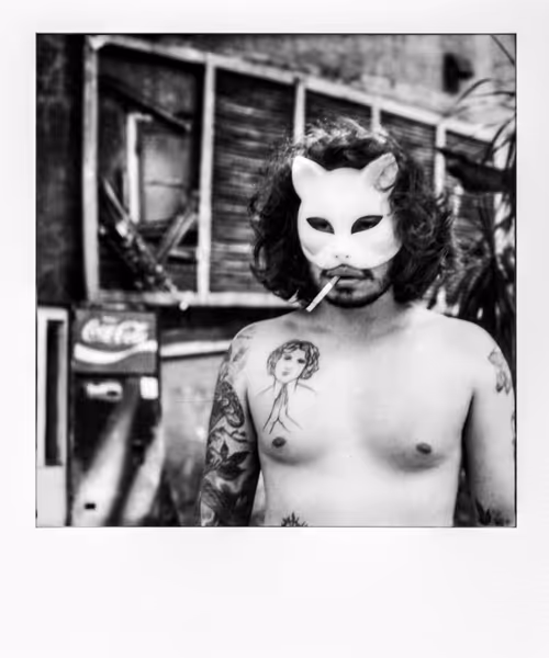 Item #10620290363906357168813205478457597742502191214056640616946314082037700493313 Media