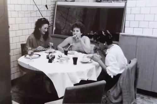 Item #105615228091736436910695968411395425794565690672177444720291627206353333780481 Media