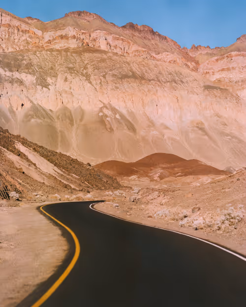 Item #38141354076463530561040962917951676198297601160396849426667128791202567028737 Media