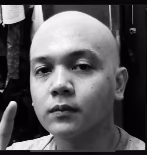 Item #24505753700434259534633692657605996858346987680575064061230170902401824849921 Media