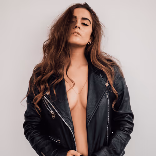 JULIENLRVR Collection