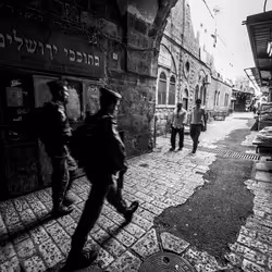 84834639463328091260484975677994672960317612935287513554023818076133471027201