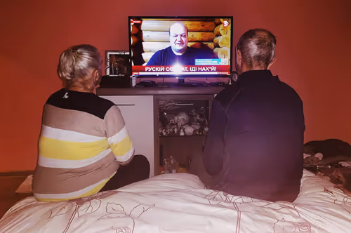 Item #650746001155939105340423805722977289149389340762719357359196168611401039873 Media