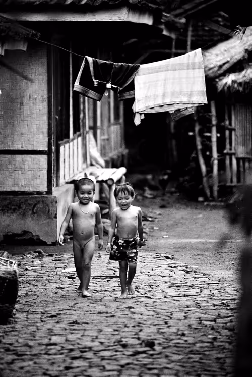 Item #84834639463328091260484975677994672960317612935287513554023817917803796627457 Media