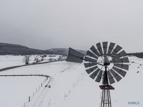 Item #53066580447893182690859255571300366451776015640198026771655436627017161768961 Media