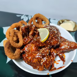 SPICY HOME MADE CHICKEN WINGS WITH SIDES