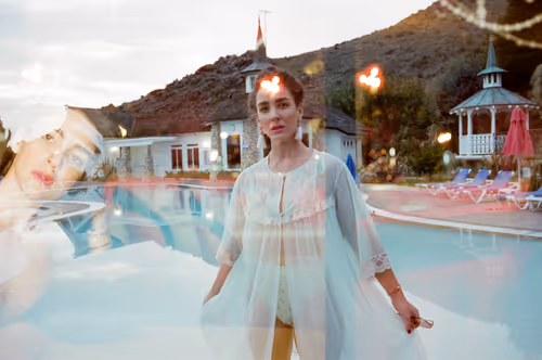 Item #107431263592480299811499235302818049319062692943160370239942642504454828457985 Media