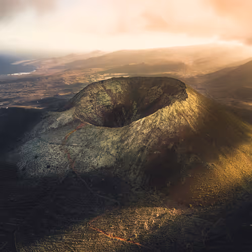 # 4 - Volcán De La Corona