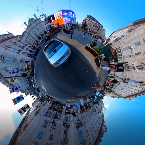 Piccadilly Circus 