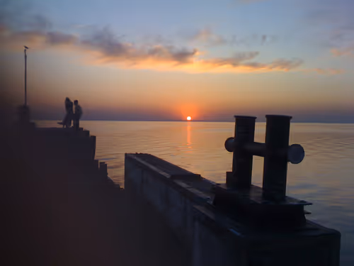 Item #81992218389182375082061007877249714838404389914539111241727743944381893181441 Media