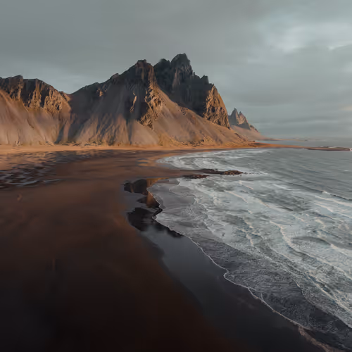 Facets Iceland