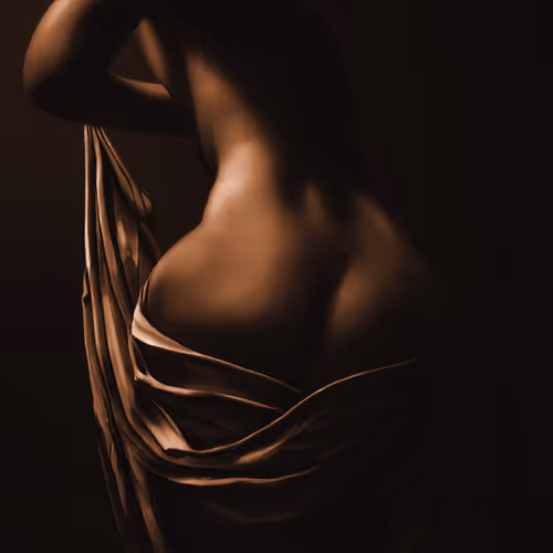 Night And Woman 32adIyefFP