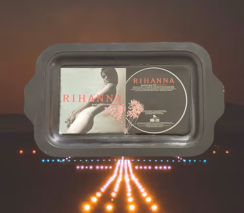 Item #3288114093729751282913753065116269168370162087834552215924481042397932814337 Media