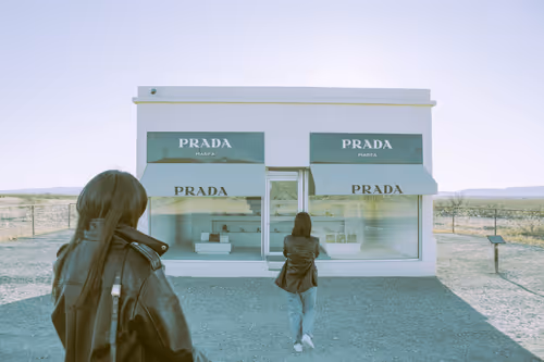 Item #59289559974989153339537177586835071468773347451990406797747693850992534618113 Media