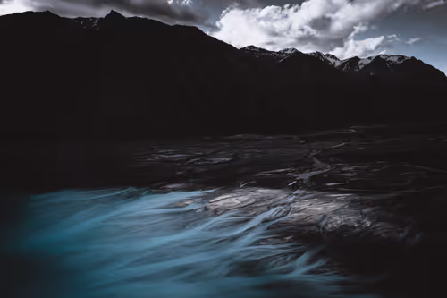 Item #85099535743444733358744518551566317351280605925142403459229819329250324381697 Media