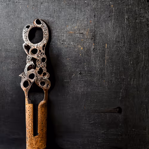 Item #61113754682338237329218241278723179285624197842437990369907456417940658716673 Media