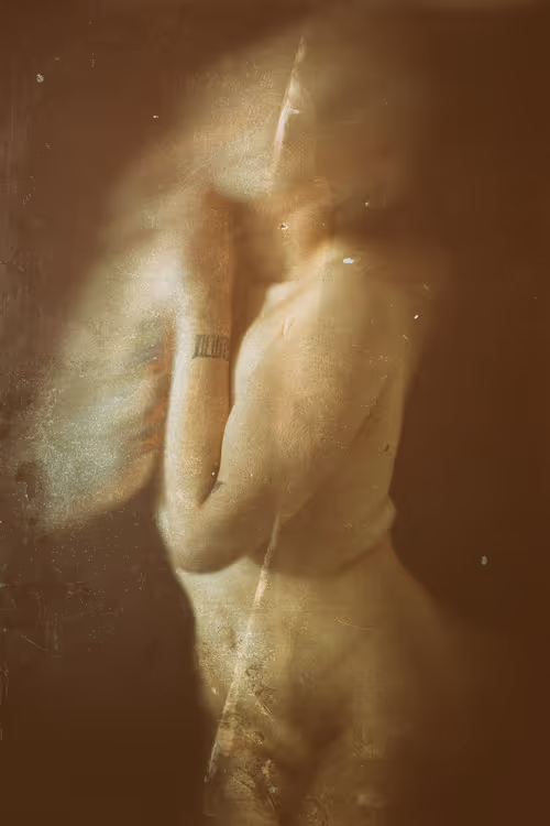 Item #109931125644720774743925664871075202306165972680174386762390863696215981162497 Media